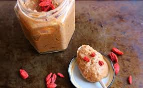 superfood-goji-and-orange-smoothie